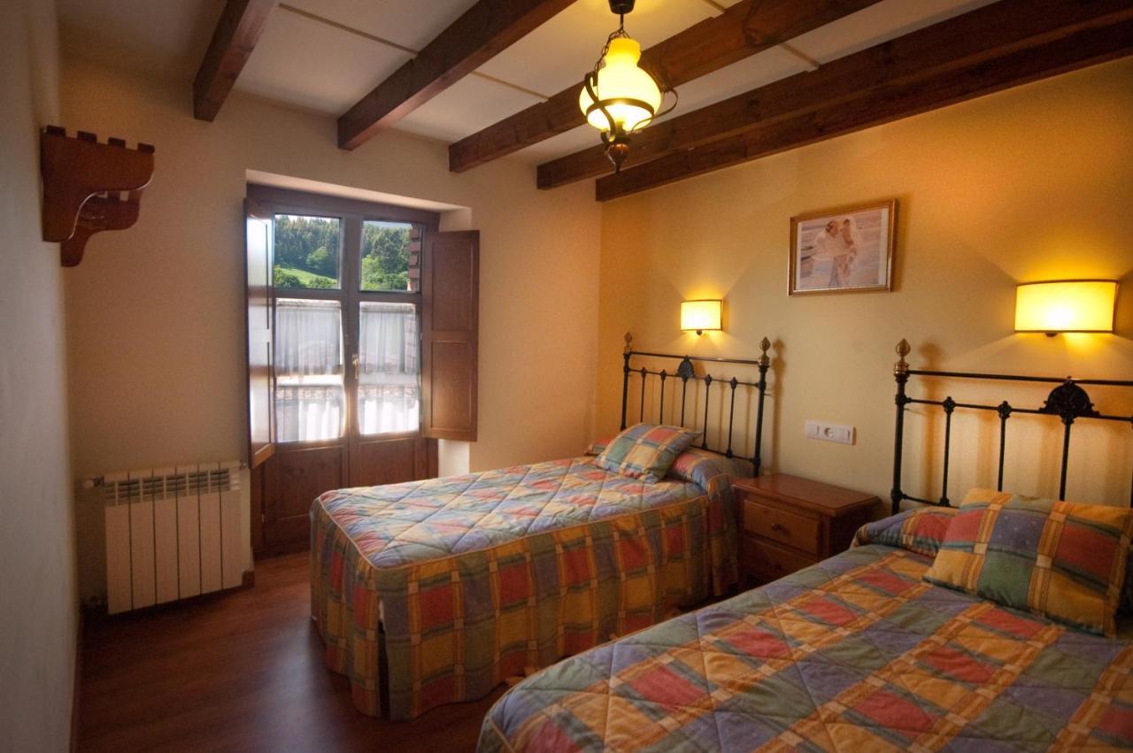 Apartamentos El Cueto De Los Collado Villanueva de Pria Buitenkant foto