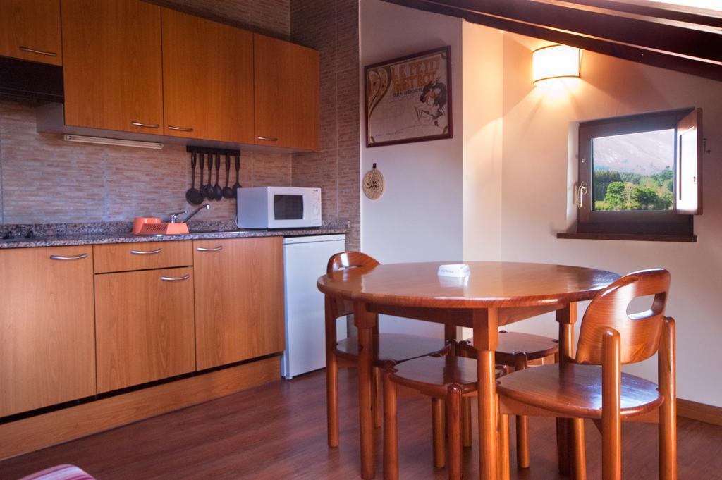 Apartamentos El Cueto De Los Collado Villanueva de Pria Buitenkant foto