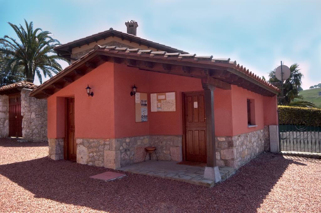 Apartamentos El Cueto De Los Collado Villanueva de Pria Buitenkant foto
