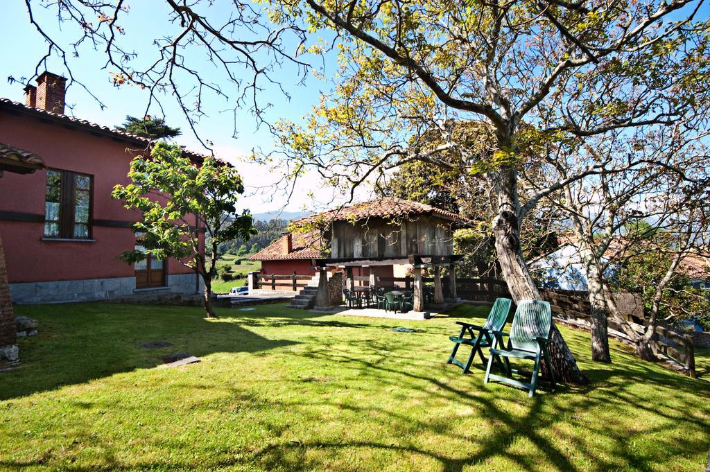 Apartamentos El Cueto De Los Collado Villanueva de Pria Buitenkant foto